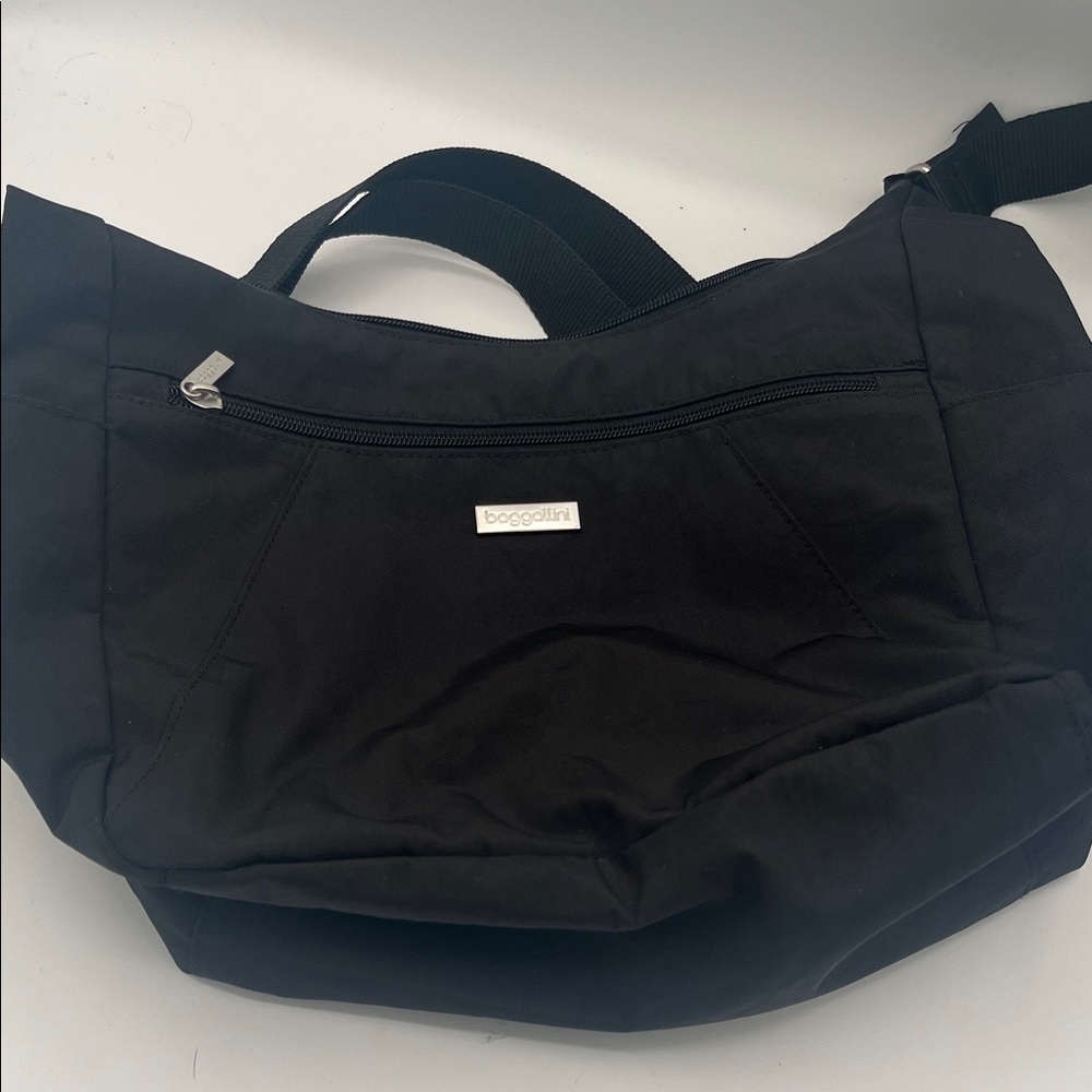 Baggallini Black Shoulder Bag
